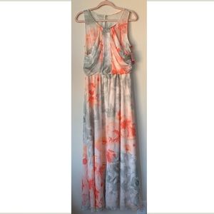 Vince Camuto NWT Floral Crinkle Chiffon Maxi Dress Sleeveless Size 10